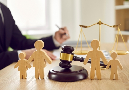 LUẬT SƯ GIẢI QUYẾT TRANH CHẤP GIÀNH QUYỀN NUÔI CON KHI LY HÔN TPHCM